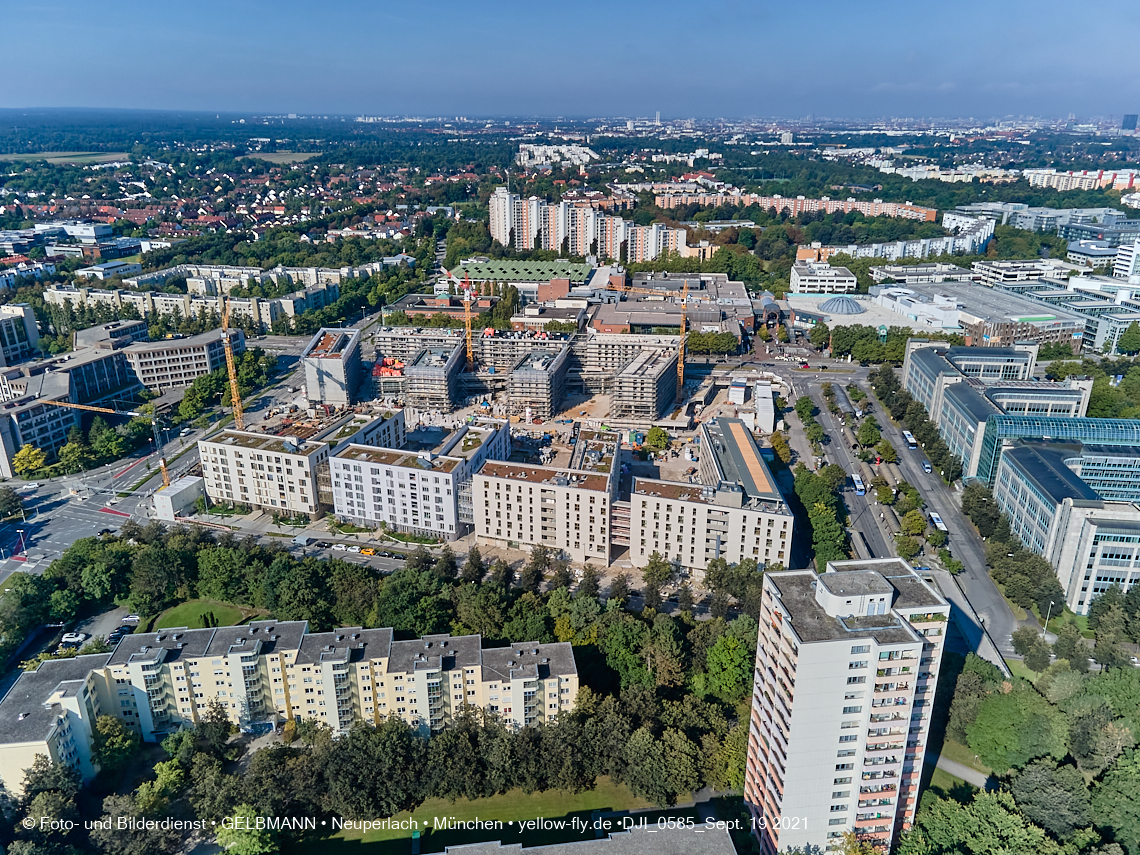 19.09.2021 - Perlach Plaza und Umgebung in Neuperlach 